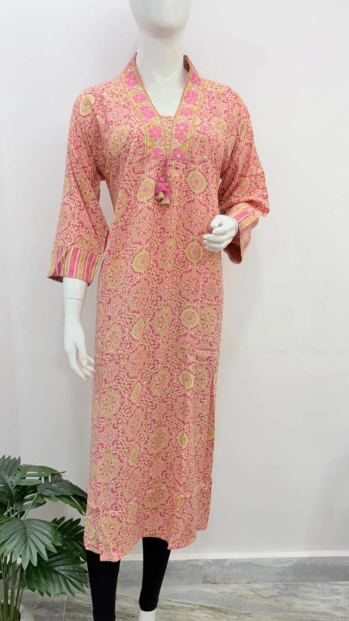 kurti Women's Pink Floral Printed Straight Kurti with Tassel Detail - Image 1
